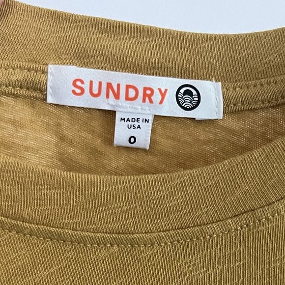Sundry Twist Front Shirt - Picture 2 of 3